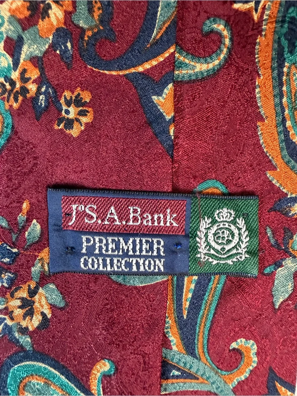 Jos A Bank Premier Collection Hand Sewn Silk Tie Paisley Burgundy 3.75
